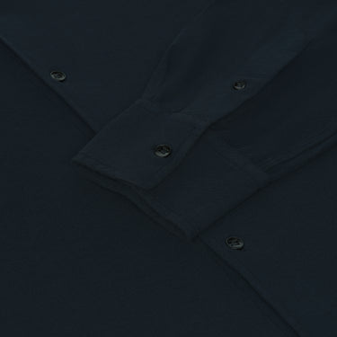 Detail of cuff and buttons on Malo Jersey Cotton Shirt in Midnight Blue, emphasizing craftsmanship and premium shirt finish for SS25.