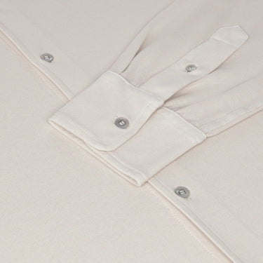 Detail of cuff and buttons on Malo Jersey Cotton Shirt in Beige, emphasizing craftsmanship and elegant finish for SS25 apparel.