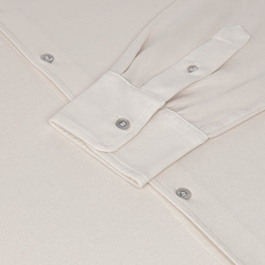 Detail of cuff and buttons on Malo Jersey Cotton Shirt in Beige, emphasizing craftsmanship and elegant finish for SS25 apparel.