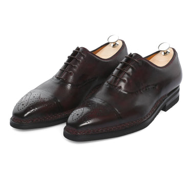 Bontoni «Vittorio» Five-Eyelet Oxford Shoes with Reverse Stitched Details and Perforated Medallion in Wine Red - SARTALE