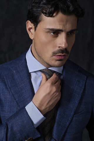 The Knot That Works: A Guide to Classic Tie Knots for Every Collar