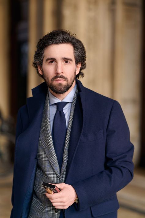 Kiton vs Cesare Attolini—A Practical Comparison of Neapolitan Tailoring