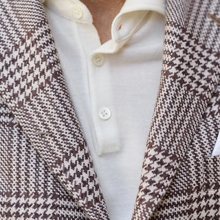 The Art of the Spring Suit: Why Kiton Fabric Choice is Everything