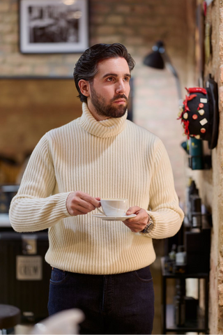 Quilted Layers: Lightweight Vests Under Coats