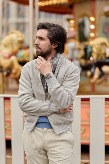 How to Build a Sustainable Capsule Wardrobe for Summer: Sartale's Guide to Minimalist Menswear SARTALE How to Build a Sustainable Capsule Wardrobe for Summer: Sartale's Guide to Minimalist Menswear SARTALE