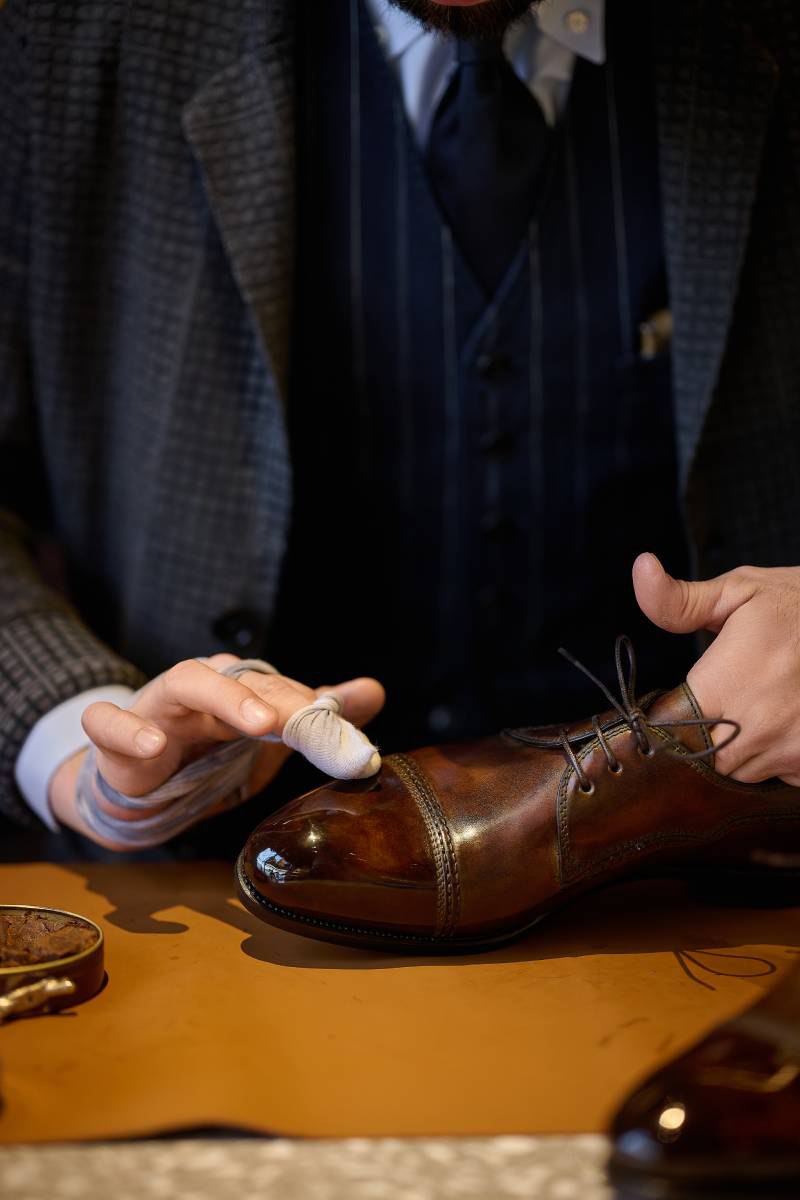How Bontoni Shoes Are Made: A Detailed Look at the Handcrafting Process