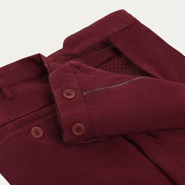 Pantalones plisados ​​ajustados de mezcla de algodón y cachemira en color rojo