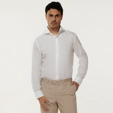 Camisa clásica de algodón en color blanco