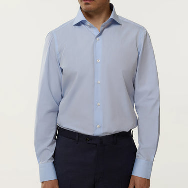 Camisa clásica de algodón en color azul claro