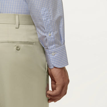 Camisa clásica a cuadros de algodón en blanco y azul claro