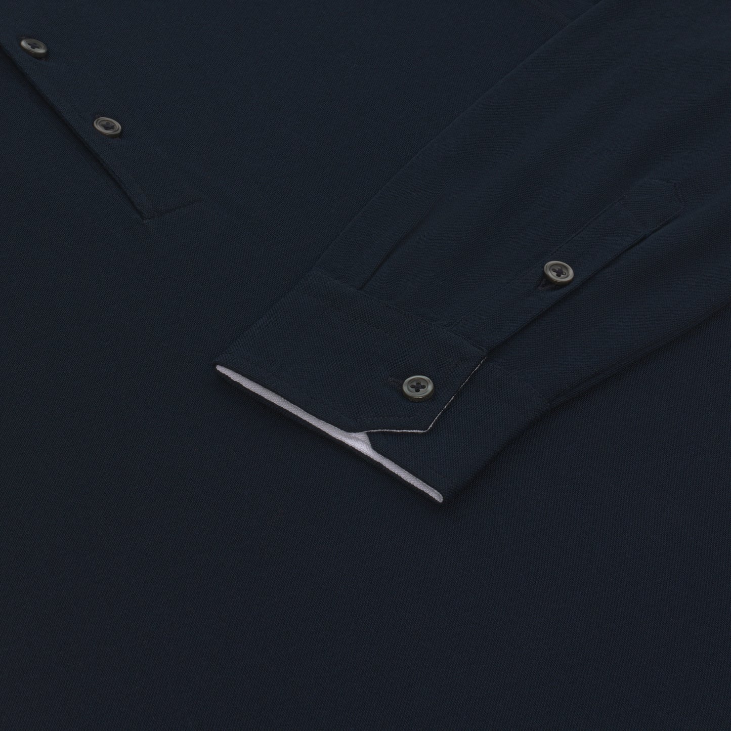 Baumwoll-Poloshirt in Mitternachtsblau mit langen Ärmeln