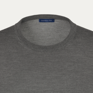Crew Neck Cashmere Sweater in Charcoal Grey