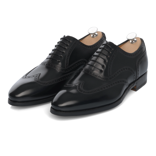 "Libertino no Fiore" Oxford Shoes with Perforated Details and Medallion in Black