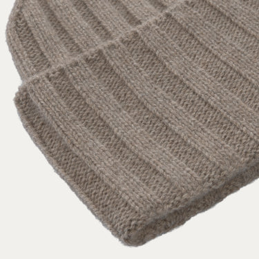 Ribbed Cashmere Hat in Warm Taupe Melange