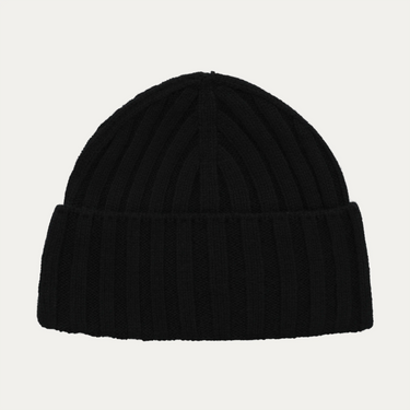 Ribbed Cashmere Hat in Black