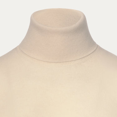 Cashmere Turtleneck Sweater in Milk White