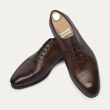 "Vittorio no medallion" Oxford Shoes with the hand-sewn reverse stitch in Brown