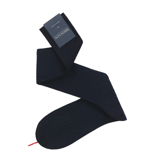 Lange Socken aus gerippter Baumwolle in dunklem Denimblau
